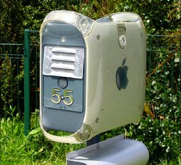 applemailbox.jpg