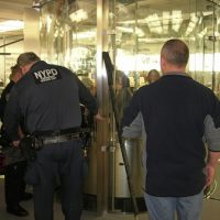 ascenseur_applestore_ny.jpg