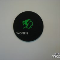 Toilettes Apple