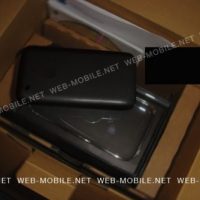 .-iPhone-2-boite-4_m.jpg