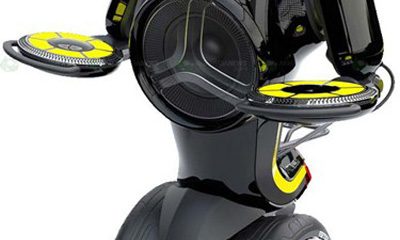 hasbroamp-lg.jpg