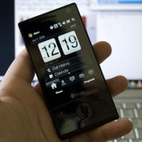 htctouchdiamondhands_Custom_.jpg