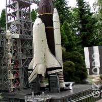legospacecenter_gizmodo_flv-2.jpg