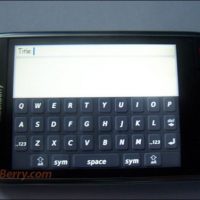 blackberrythunderqwerty.jpg