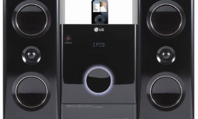 lg_FA163DAB_idock_with_iPod.jpg