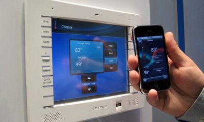 crestron-iphone-cedia2769.jpg