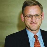 20050922201138_Carl_Bildt_2001-05-15.jpg