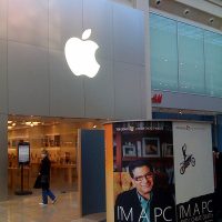 microsoftstixittoapple081031.jpg