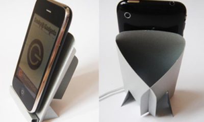 carboard-iphone-dock31.jpg