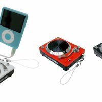 f_dreams_djspeaker.jpg