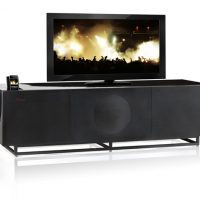 XXL_Black_Above_iPod_TV_large.jpg