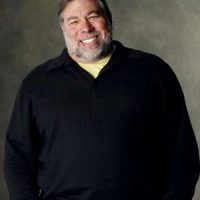stevewozniak_narrowweb__300x365_0.jpg