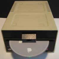 mac_mini_apple_2_drive.jpg