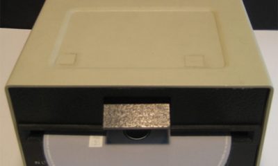 mac_mini_apple_2_drive.jpg