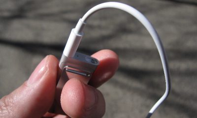 shuffle-3g-hands-silver-top.jpg.jpg