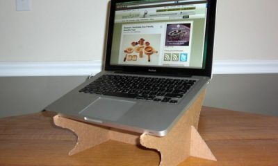 laptopstand-550x412.jpg
