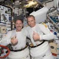 shuttlests125ipod-3.jpg.jpg