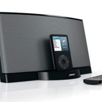 090621-bose-sounddock1.jpg