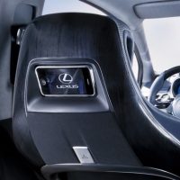 500x_Lexus-LF_Ch-iPhone-Headrest.jpg