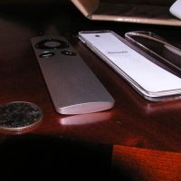 091102_apple_remote_06.jpg