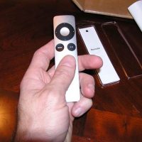 091102_apple_remote_08.jpg