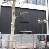 102406-frankfurt_store.jpg