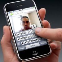 iphone_mobile_ichat_video.jpg
