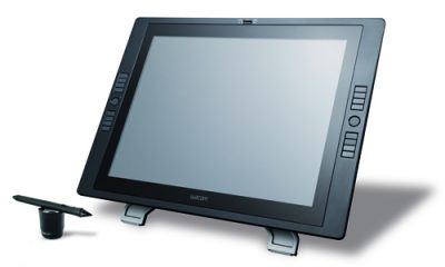Cintiq21UX_Front_Angle_pen_holder_300dpi.jpg