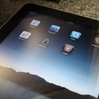ipadjb-geohot-blackra1n.jpg