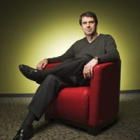 aeinteractive-robbie-bach-112906.jpg