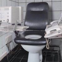 toilettes-connectes.jpg