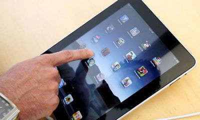 Demo-iPads-with-bacteria.jpg