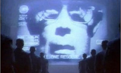 apple1984.jpg