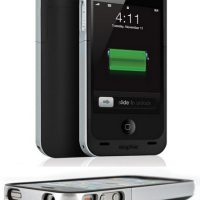 Mophie-juice-pack-air-iPhone-4-Battery-Case-side.jpg
