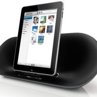 Philips-Fidelio-DS8550-iPad-Speaker-Dock-ipad.jpg