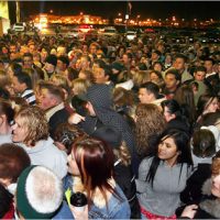 black-friday-crowd.jpg