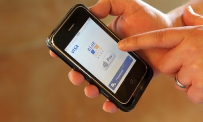 135657-in2pay_iphone.jpg