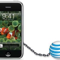 iPhone-ATT-shackle-thumb-550xauto-16439-2.jpg