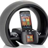 jbl-on-air-airplay-speaker-dock.jpg