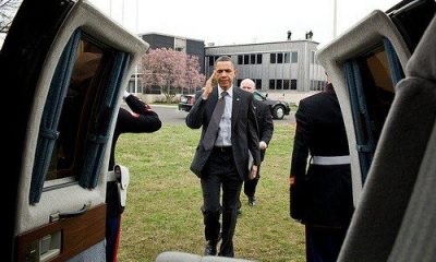 obama-ipad-cjr.jpg