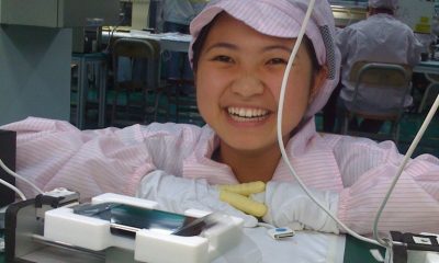 Iphone_Girl.jpg