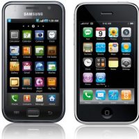 iphone4-vs-galaxy-s-head-4.jpg