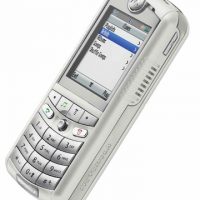 motorola-rokr-e1-angle22.jpg