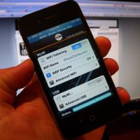 mywitetheringiphone4.jpg