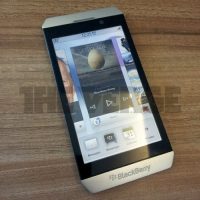 blackberrylondon-leaklg1.jpg