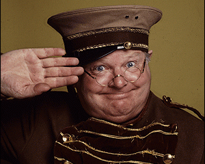 _982_the_benny_hill_show_the_benny_hill_show__7.jpg