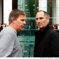 ron_johnson_steve_jobs.jpg