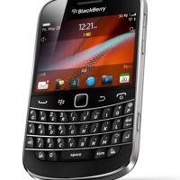 blackberry-bold-9900-hero.jpg