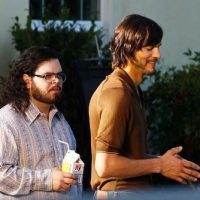 12.06.13-kutcher.jpg