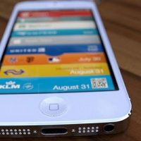 xl_apple_iphone5concept_white3.jpg